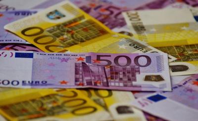 500 euro za wyniki (finansowe)